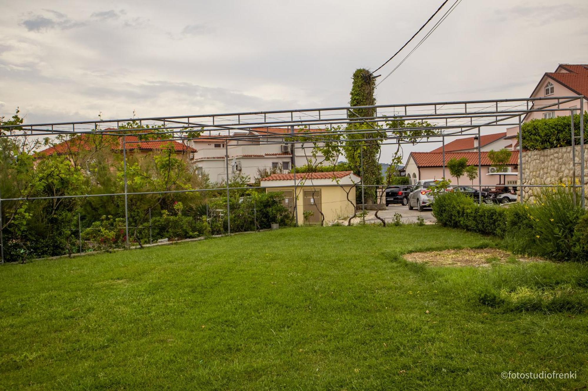 לופאר Guesthouse Marija מראה חיצוני תמונה