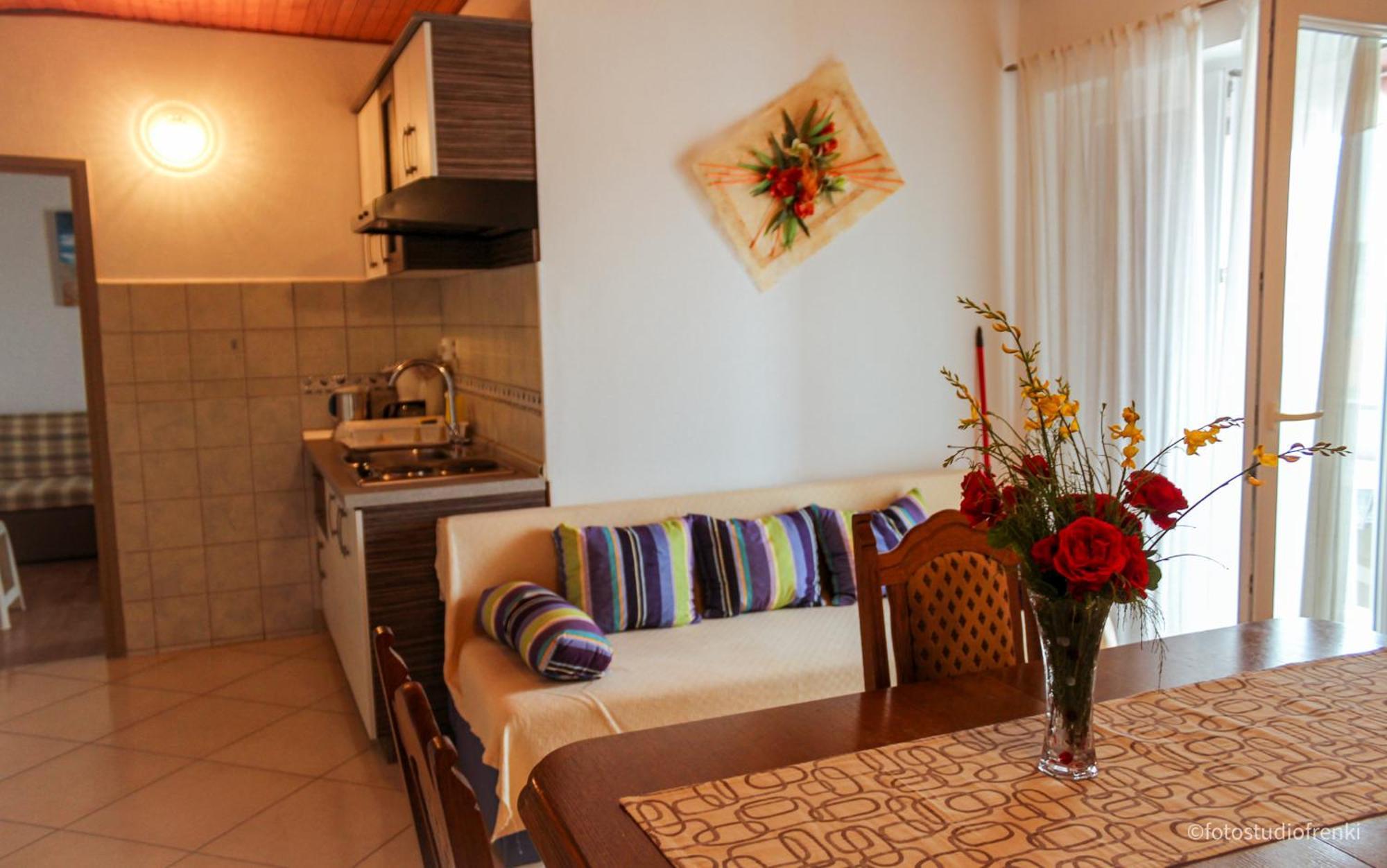 לופאר Guesthouse Marija מראה חיצוני תמונה