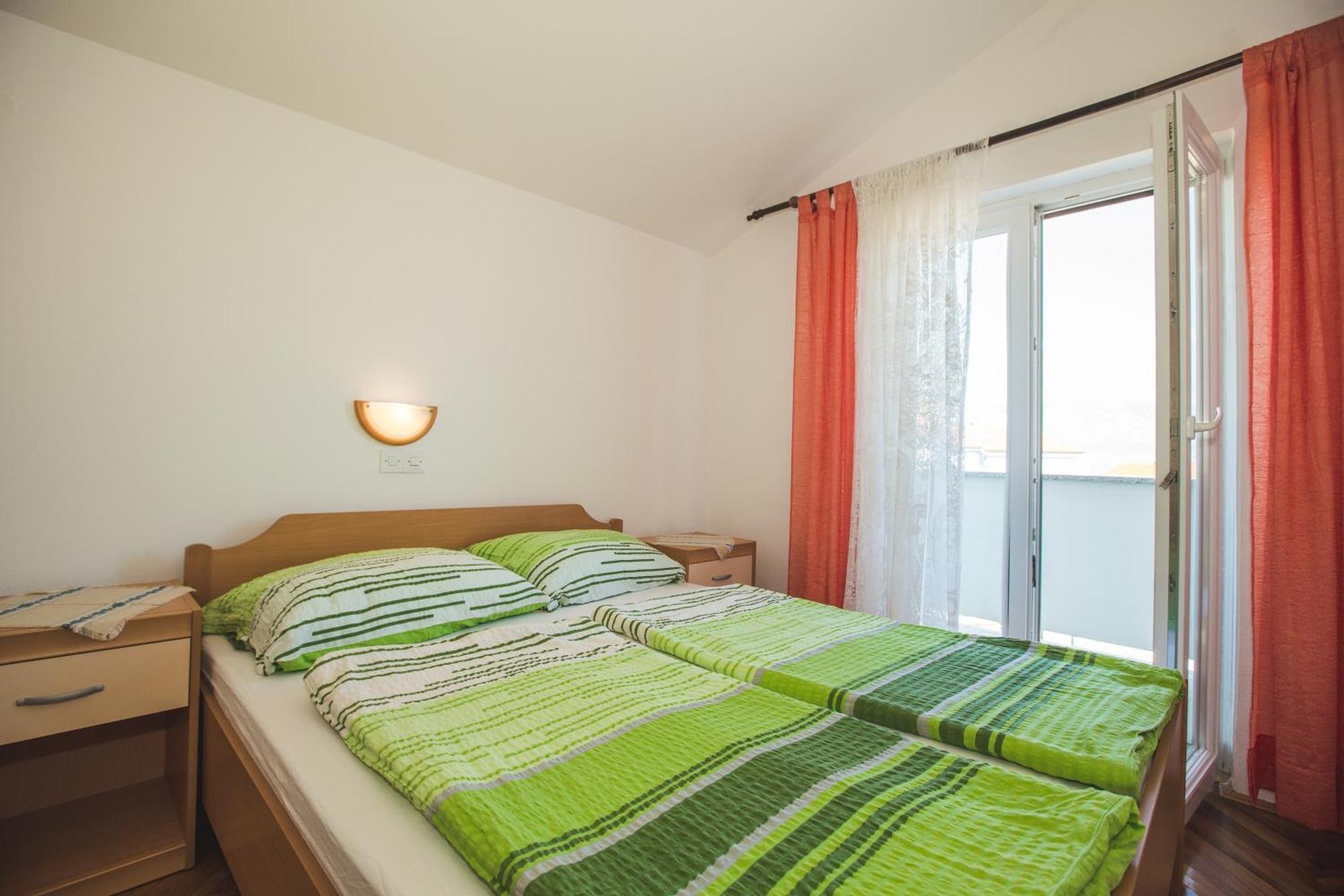 לופאר Guesthouse Marija מראה חיצוני תמונה