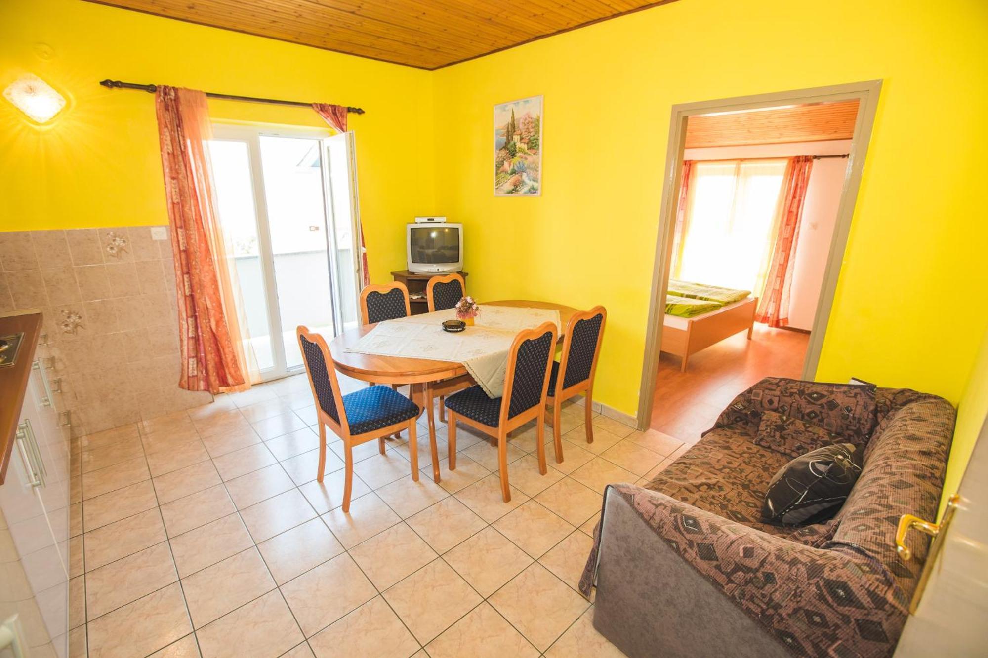לופאר Guesthouse Marija מראה חיצוני תמונה